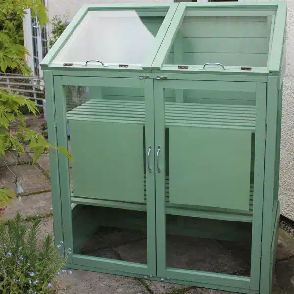 Reed-Green-Peelable-Glass-Paint-shading