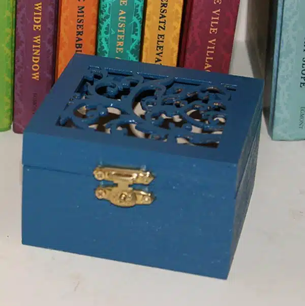 Thorndown Bilberry-Blue-box