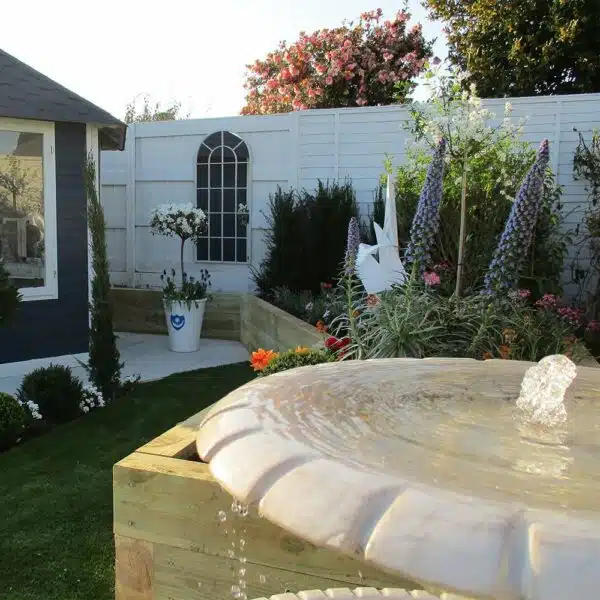 Thorndown-Greymond-wood-paint-on-fence