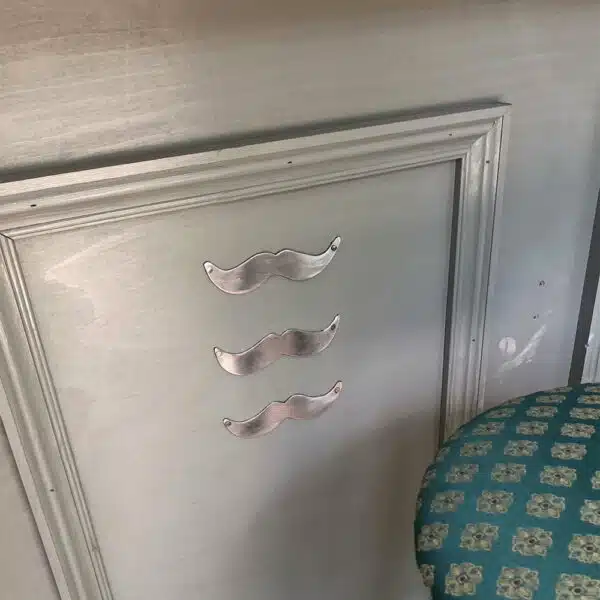 Thorndown-Lead-Grey-wood-paint-LYG18ep7