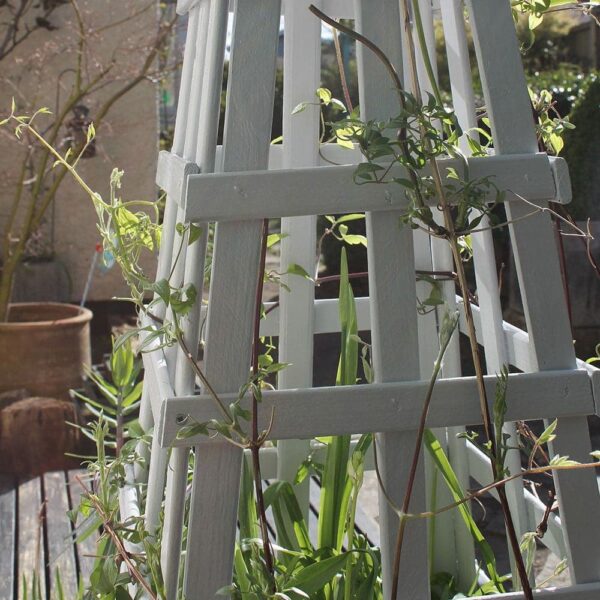 Thorndown-Zinc-Grey-Wood-Paint-on-obelisk