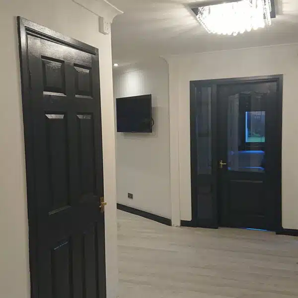 Thorndown-RAL-7016-Anthracite-Grey-Wood-Paint-internal-doors