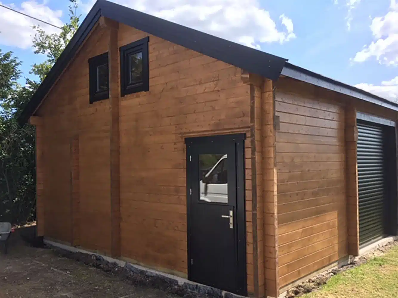 Garden-Affairs-Chris-garage-painted-in-Thorndown-Ash-Wood-Paint