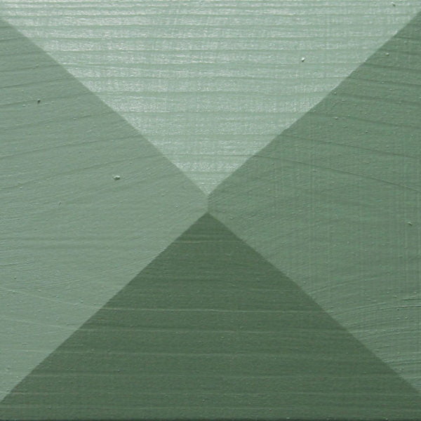 Thorndown-Bullrush-Green-Wood-Paint-painted-pyramid