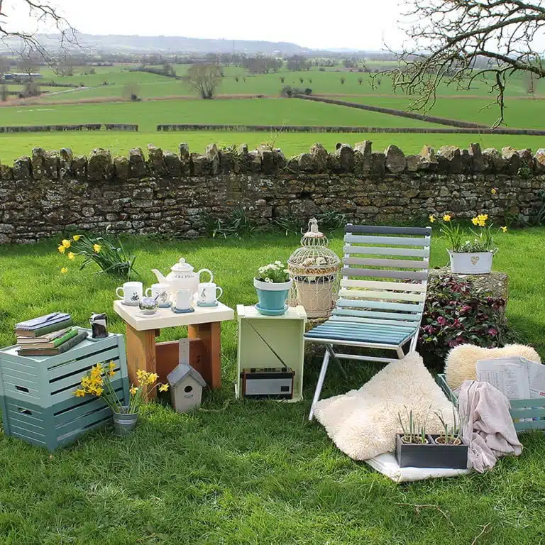 Thorndown-Somerset-Heritage-Colour-Collection-Wood-Paint-colours-in-Launcherley