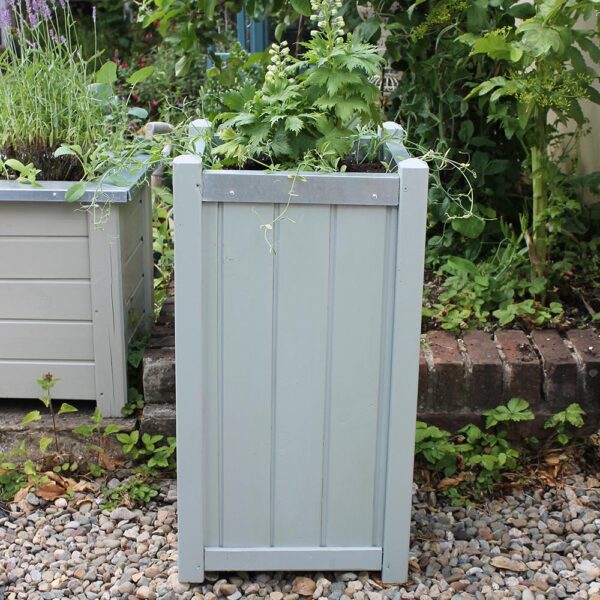 Thorndown-Grey-Heron-Wood-Paint-on-Forest-Planter