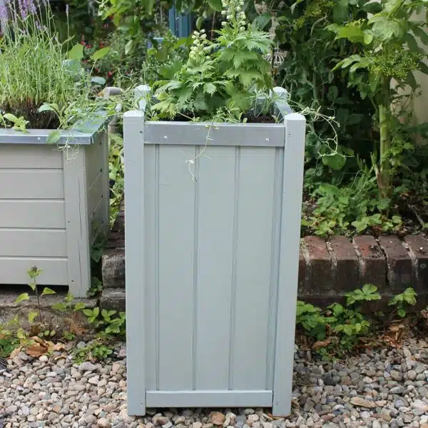 Thorndown-Grey-Heron-Wood-Paint-on-Forest-Planter