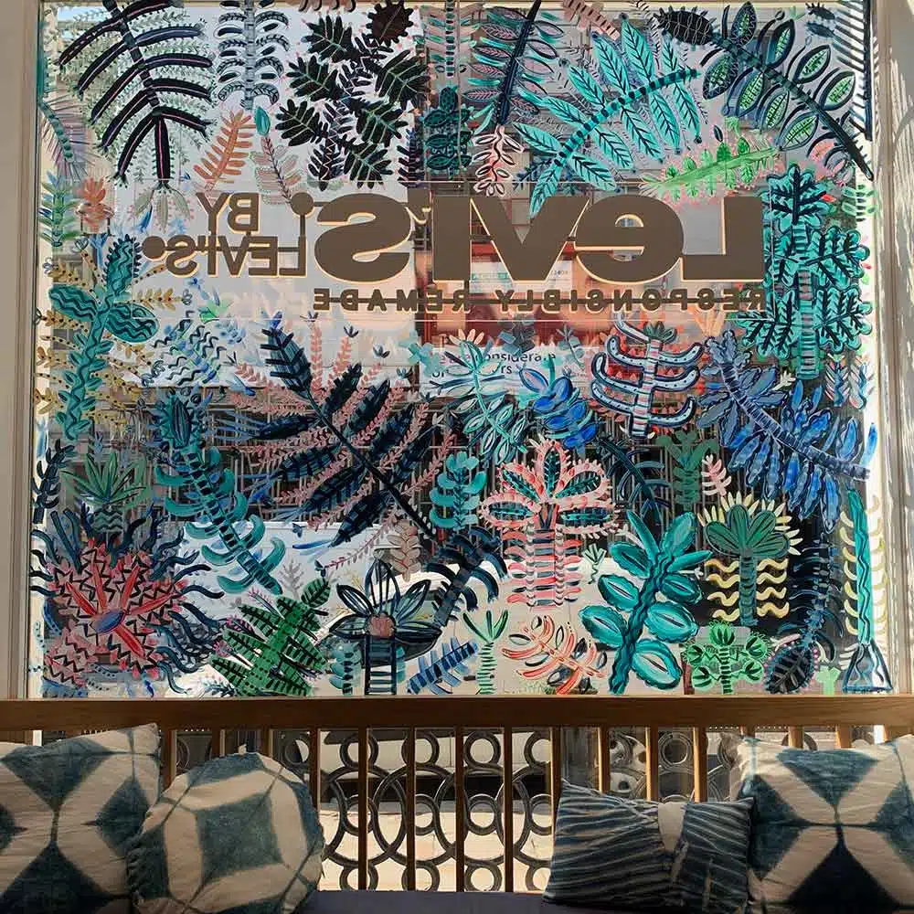 Levis-window-painted-by-Lucy-Tiffney-with-Thorndown-Peelable-Glass-Paint