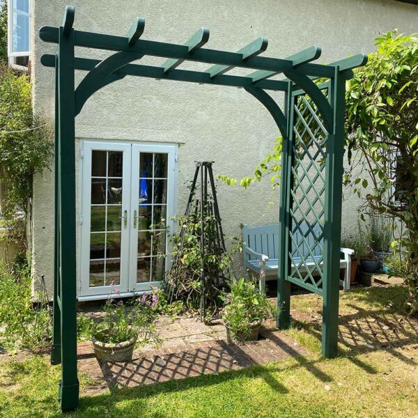 Thorndown-Field-Green-Wood-Paint-on-Forest-Large-Ultima-Pergola_2