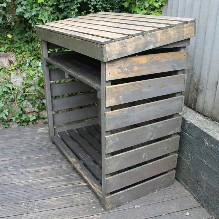 Log-store-sanded2