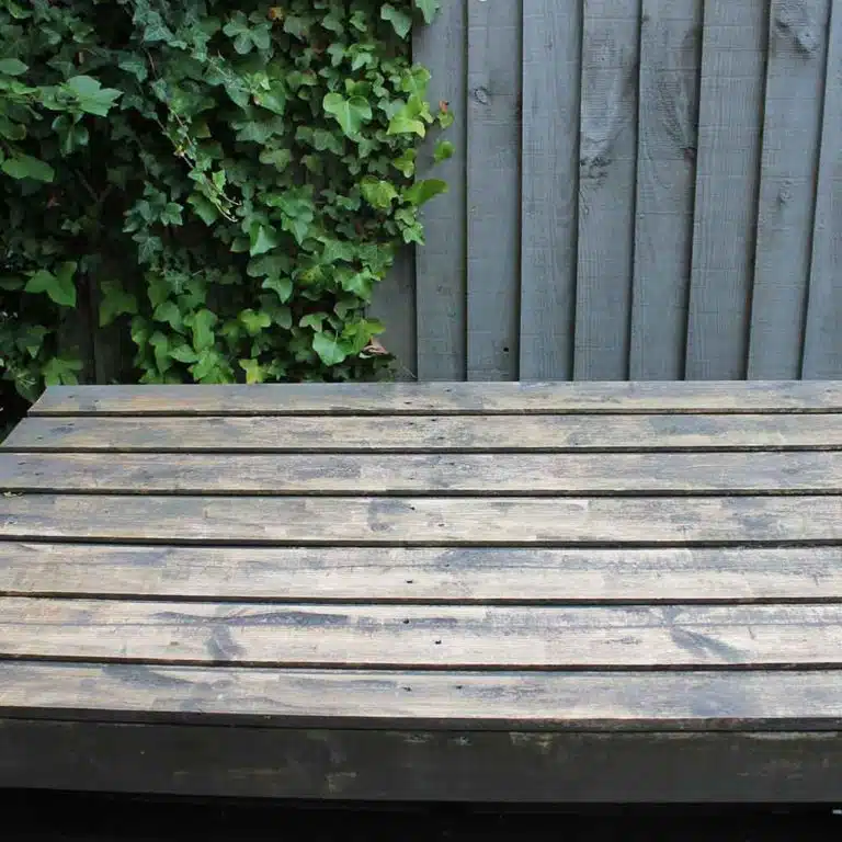 Log-store-sanded3