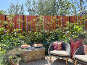 Thorndown-Wood-Paint-on-fence-Manoj-Malde-RHS-Eastern-Eye-Chelsea-garden