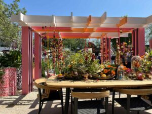 Thorndown-Wood-Paint-on-pergola-Manoj-Malde-RHS-Eastern-Eye-Chelsea-garden
