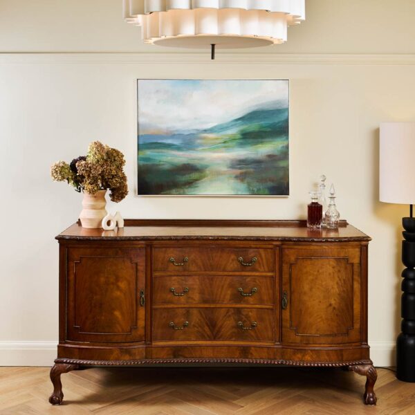 Thorndown-Cow-Parsley-White-Wall-Paint_Lounge-colour-drench_Lol-Johnson_sq