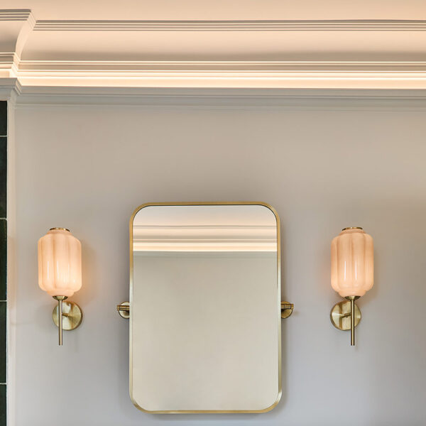 Thorndown-Greymond-Wall-Paint_Bathroom-and-ceiling_sq_Lol-Johnson