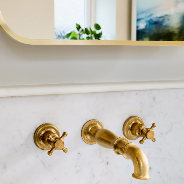 Thorndown-Greymond-Wall-Paint_Bathroom-wall_sq_Lol-Johnson