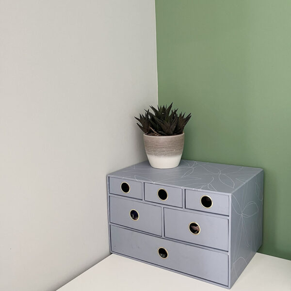 Thorndown-Greymond-with-Reed-Green-Wall-Paint
